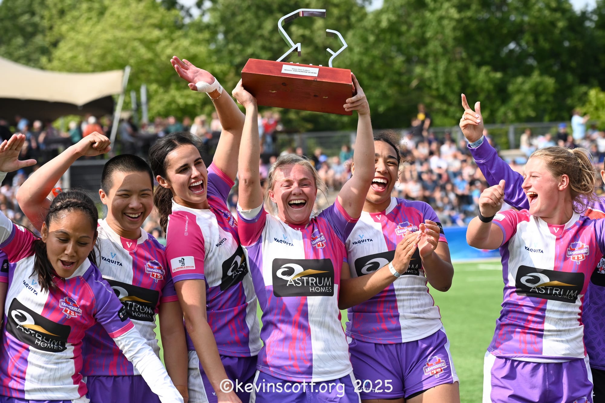 Winnaars van Dames Elite Pier tijdens de Amsterdam Sevens