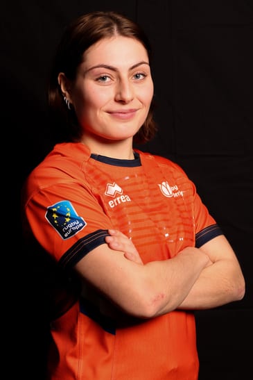 Portret van Morgane ter Cock in tenue van Nederland